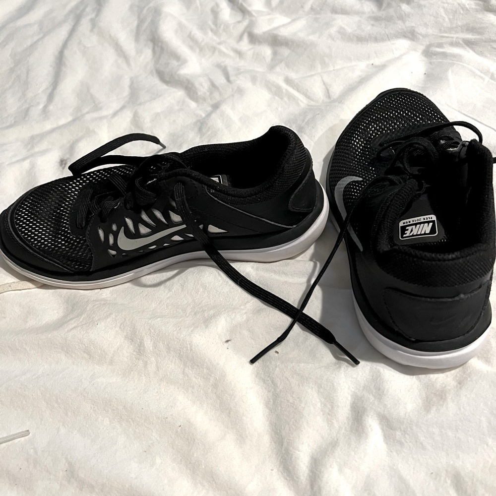 Nike tennis for girls